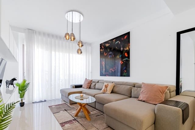 Ático de 2 habitaciones en Mil Palmeras, Pilar de la Horadada en venta con piscina - 389.000 € (Ref: 9237635)