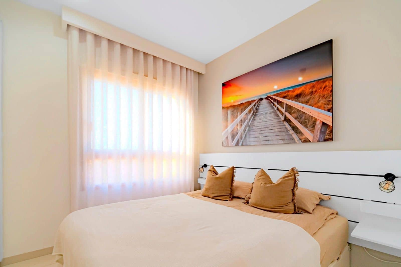 2 bedroom Penthouse for sale in Pilar de la Horadada with pool - € 389,000 (Ref: 9237635)