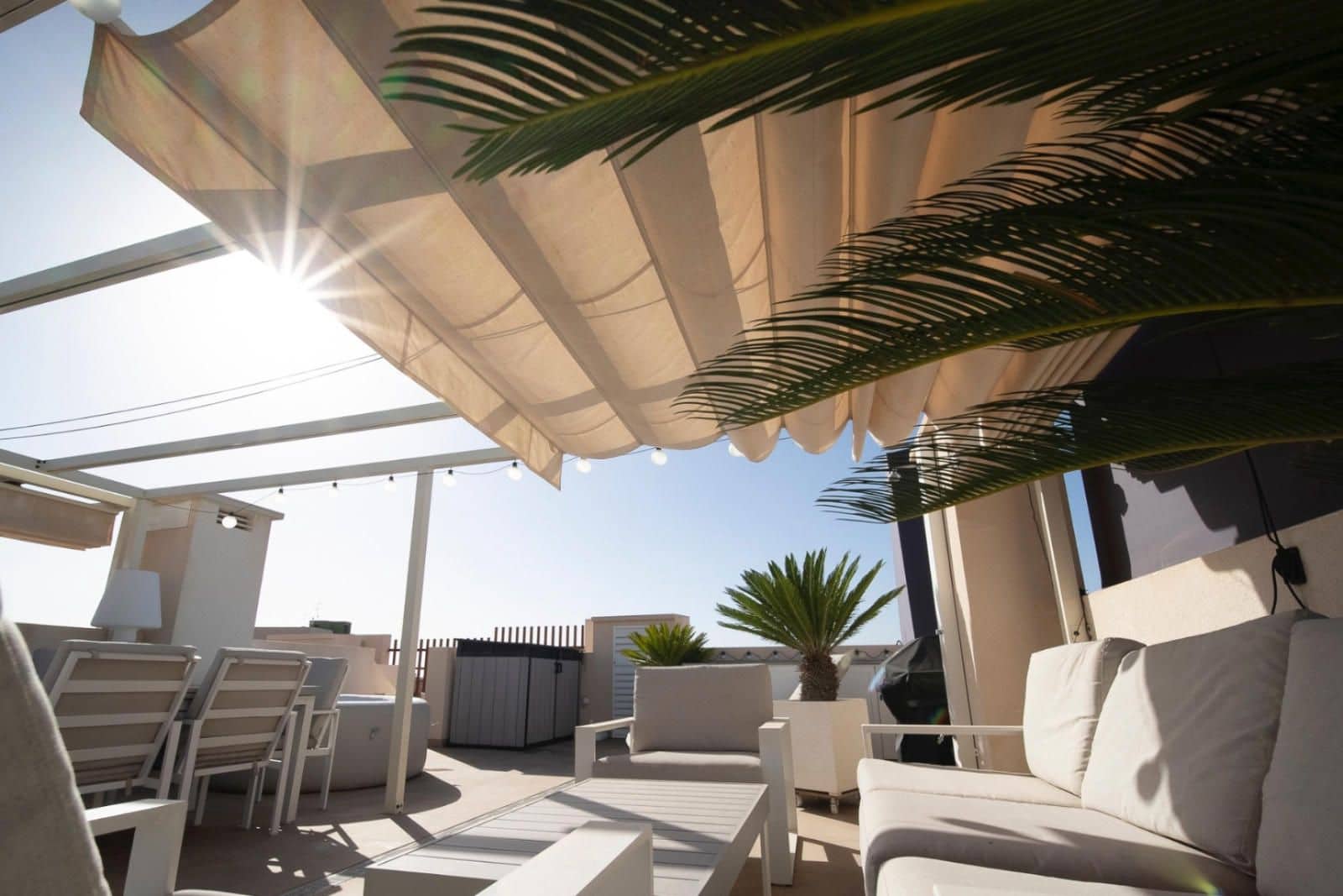 2 bedroom Penthouse for sale in Pilar de la Horadada with pool - € 389,000 (Ref: 9237635)