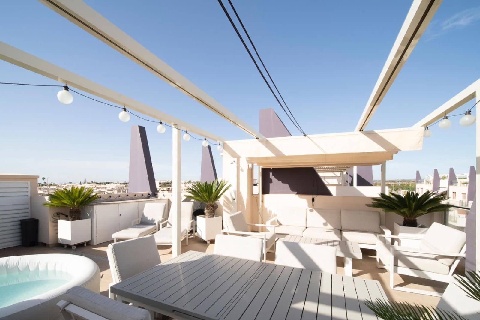 2 bedroom Penthouse for sale in Pilar de la Horadada with pool - € 389,000 (Ref: 9237635)