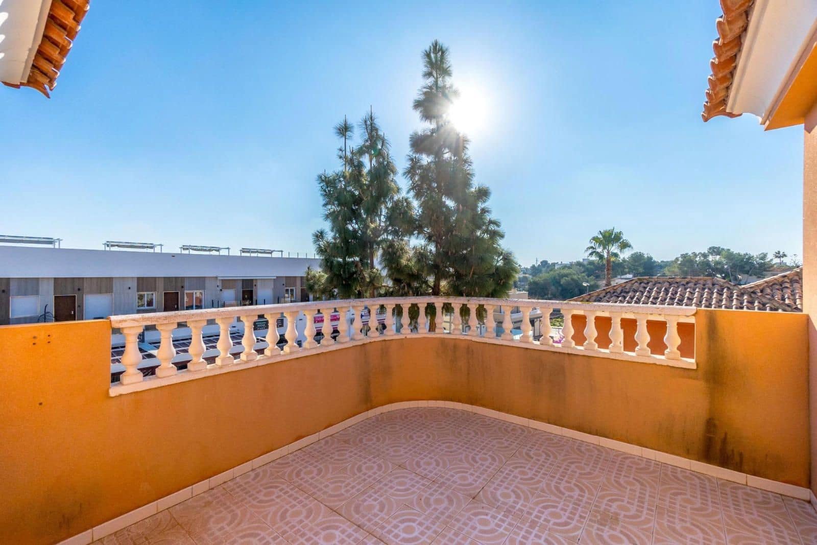 3 soveværelse Villa til salg i Orihuela med swimmingpool garage - € 339.000 (Ref: 9237639)