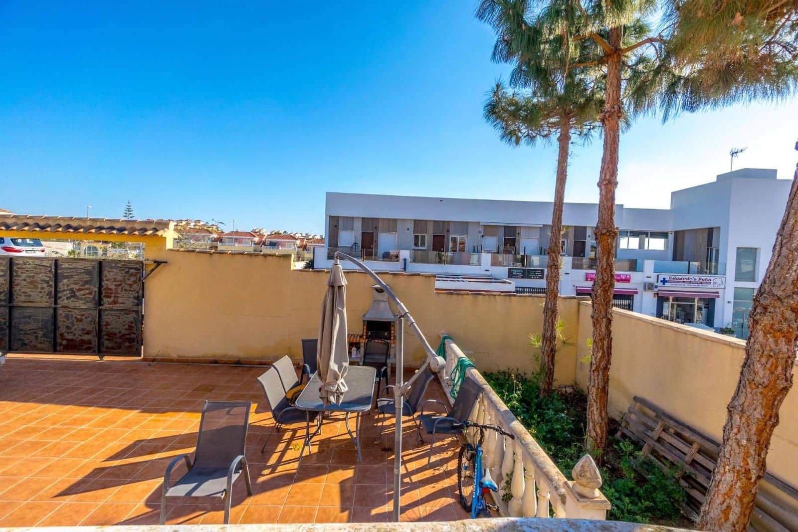 3 soveværelse Villa til salg i Orihuela med swimmingpool garage - € 339.000 (Ref: 9237639)