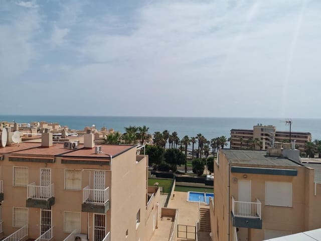 2 soverom Hus til salgs i Torre del Moro, Torrevieja med svømmebasseng garasje - € 216 000 (Ref: 9237653)