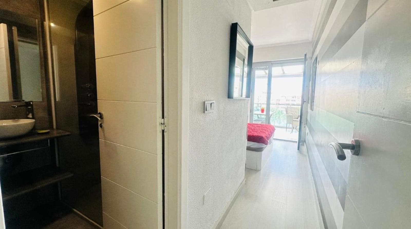 2 chambre Penthouse à vendre à Torrevieja avec piscine - 244 950 € (Ref: 9237663)