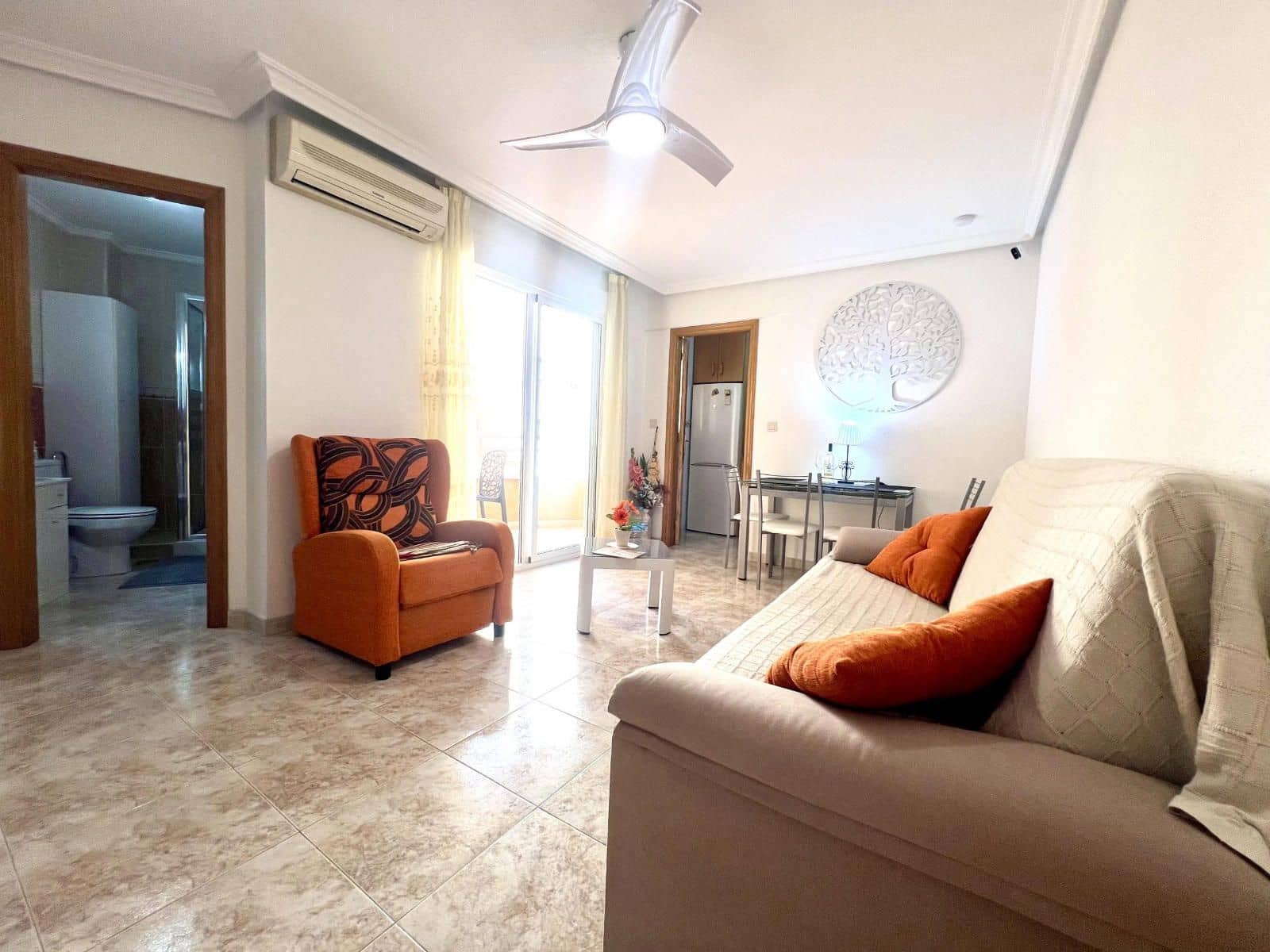 1 soveværelse Lejlighed til salg i Torrevieja med swimmingpool - € 109.990 (Ref: 9237665)