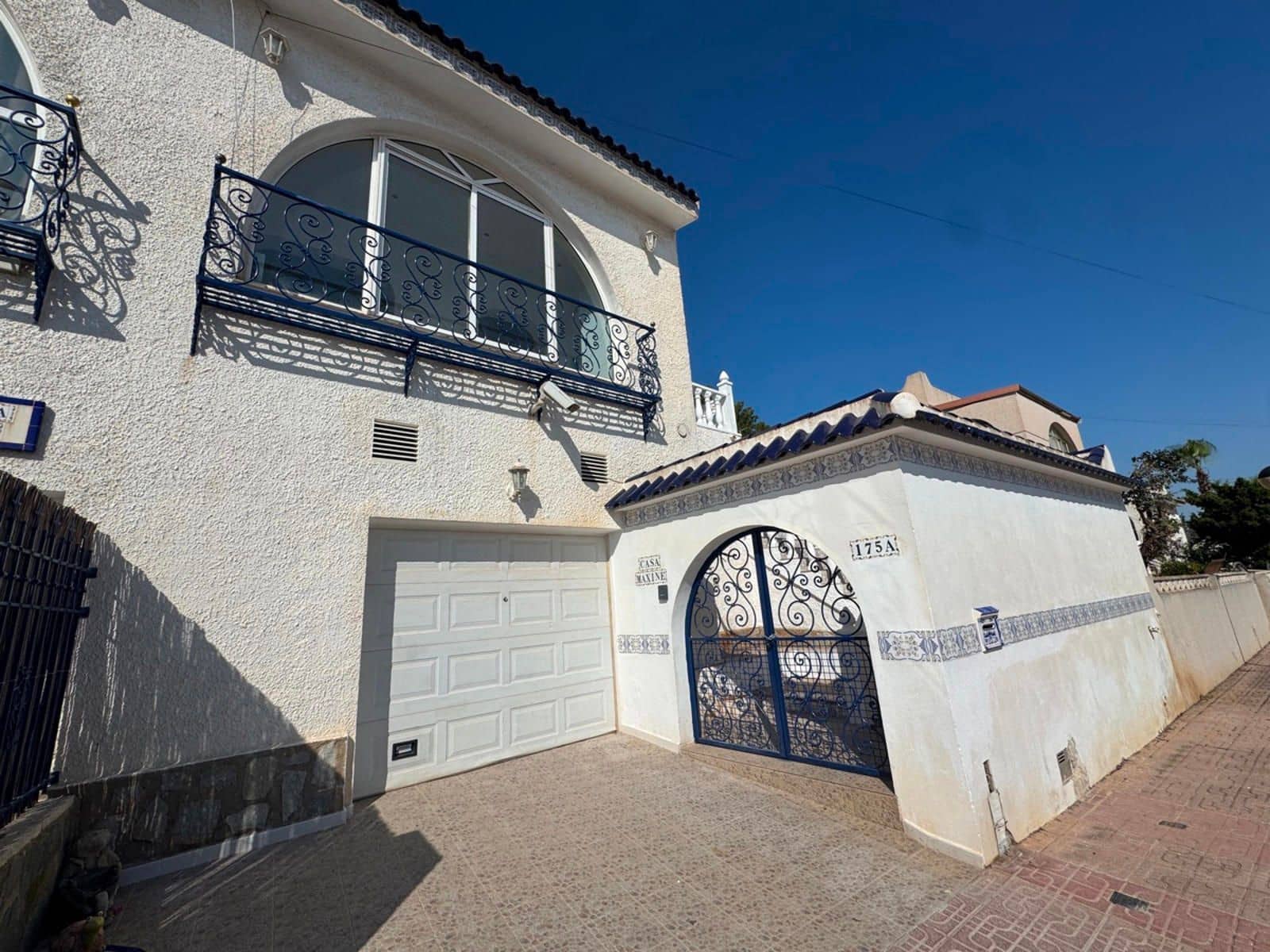 3 Zimmer Haus zu verkaufen in San Miguel de Salinas mit Pool Garage - 280.000 € (Ref: 9237669)