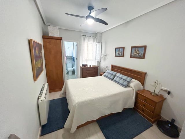 2 chambre Appartement à vendre à Las Piscinas Naturales, Torrevieja avec garage - 164 000 € (Ref: 9237674)