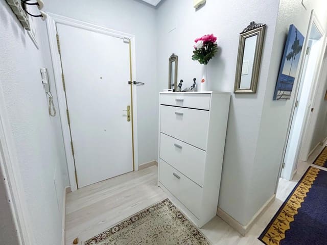 2 chambre Appartement à vendre à Las Piscinas Naturales, Torrevieja avec garage - 164 000 € (Ref: 9237674)