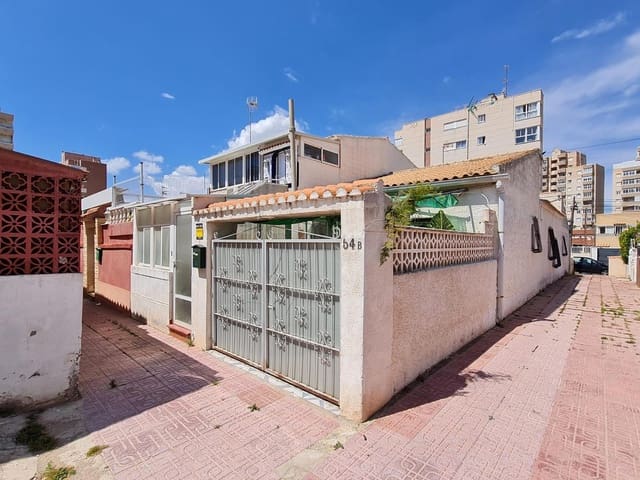 2 soverom Hus til salgs i Nueva Torrevieja, Torrevieja med garasje - € 138 000 (Ref: 9237675)