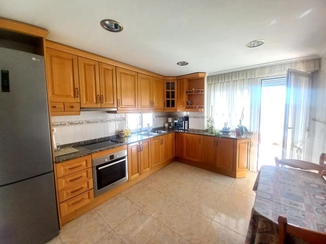3 soveværelse Lejlighed til salg i Antonio Machado, Torrevieja med garage - € 186.000 (Ref: 9237676)