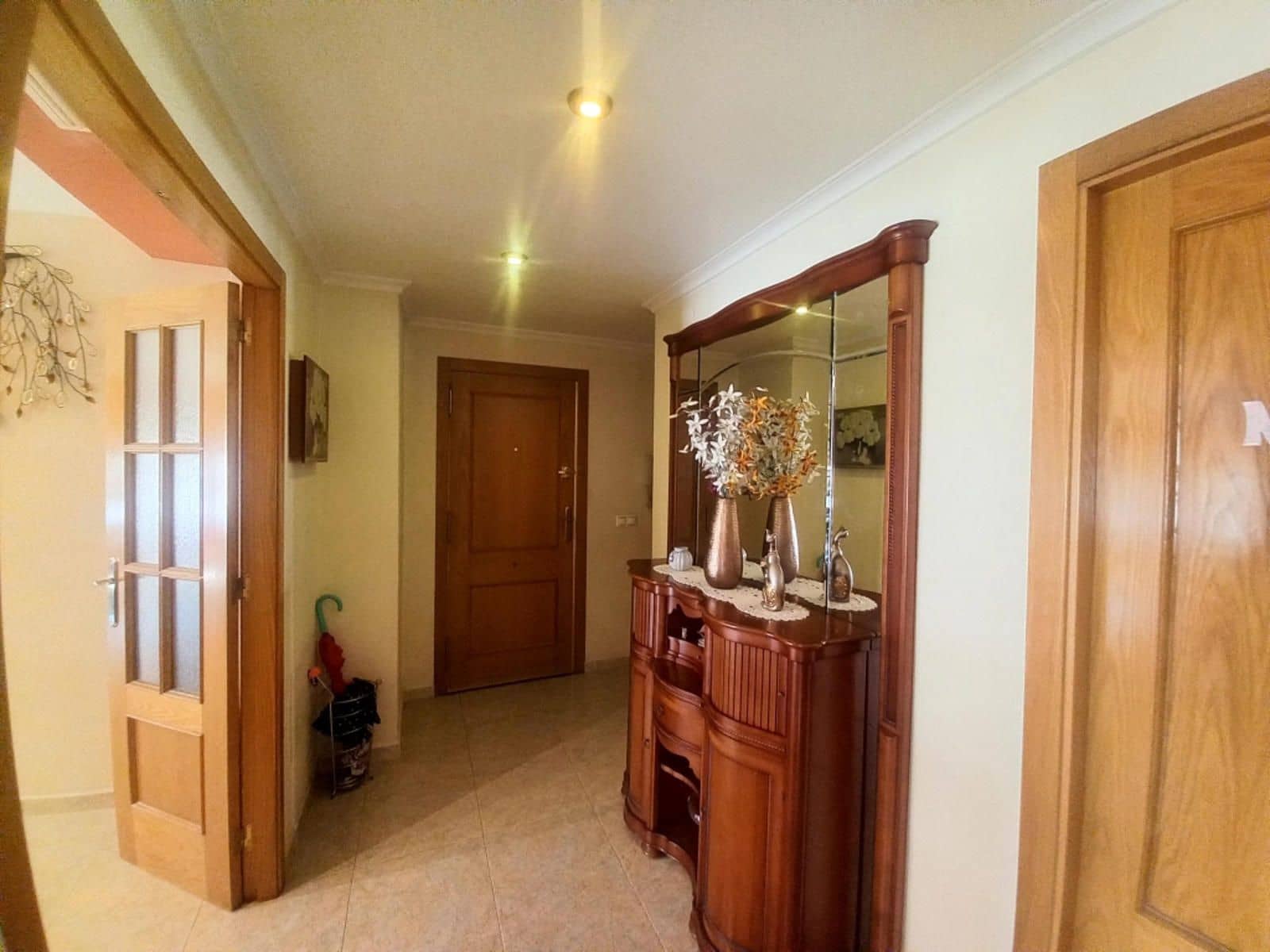 3 soveværelse Lejlighed til salg i Torrevieja med garage - € 186.000 (Ref: 9237676)