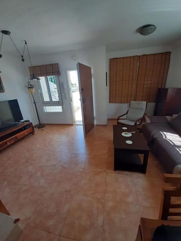 Piso de 4 habitaciones en Torrevieja en venta con piscina garaje - 349.000 € (Ref: 9237682)