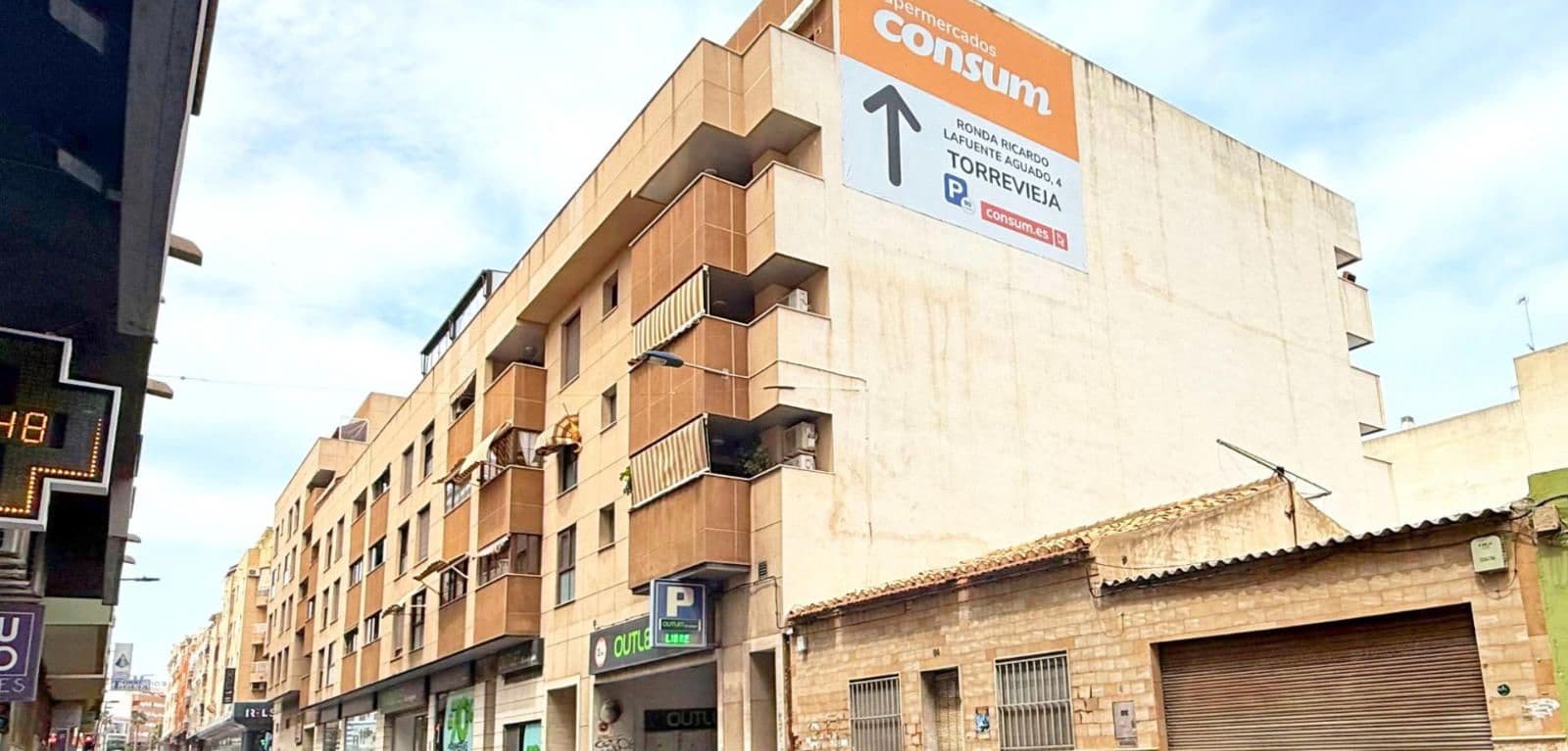 3 chambre Appartement à vendre à Torrevieja avec piscine - 185 000 € (Ref: 9238760)