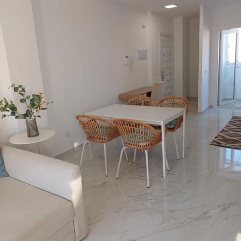 2 sovrum Lägenhet till salu i La Veleta, Torrevieja med pool - 169 900 € (Ref: 9238892)
