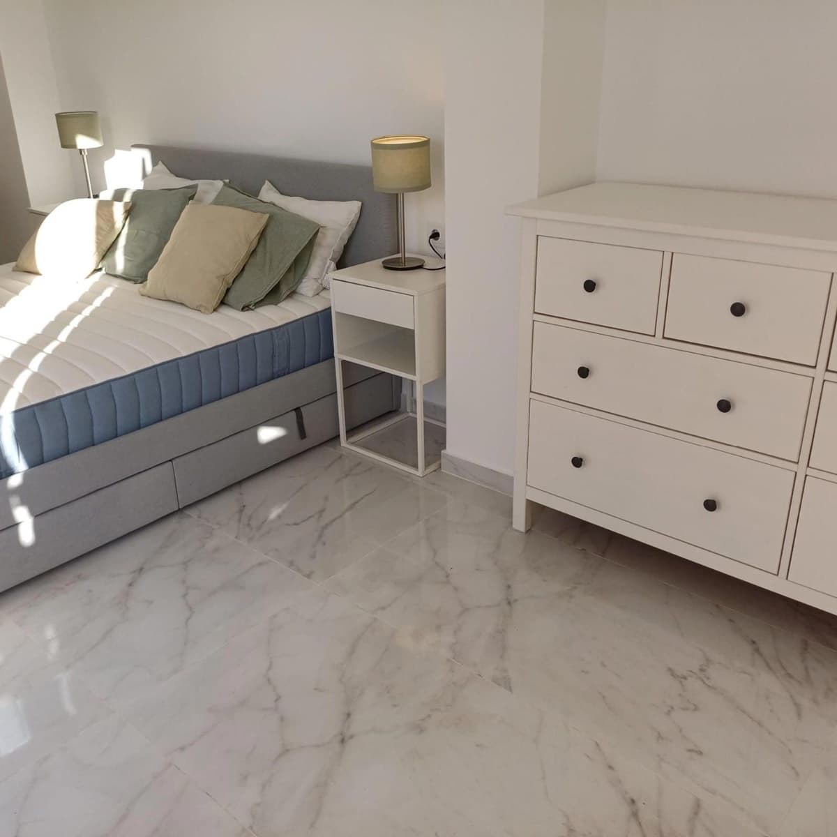 2 sovrum Lägenhet till salu i Torrevieja med pool - 169 900 € (Ref: 9238892)