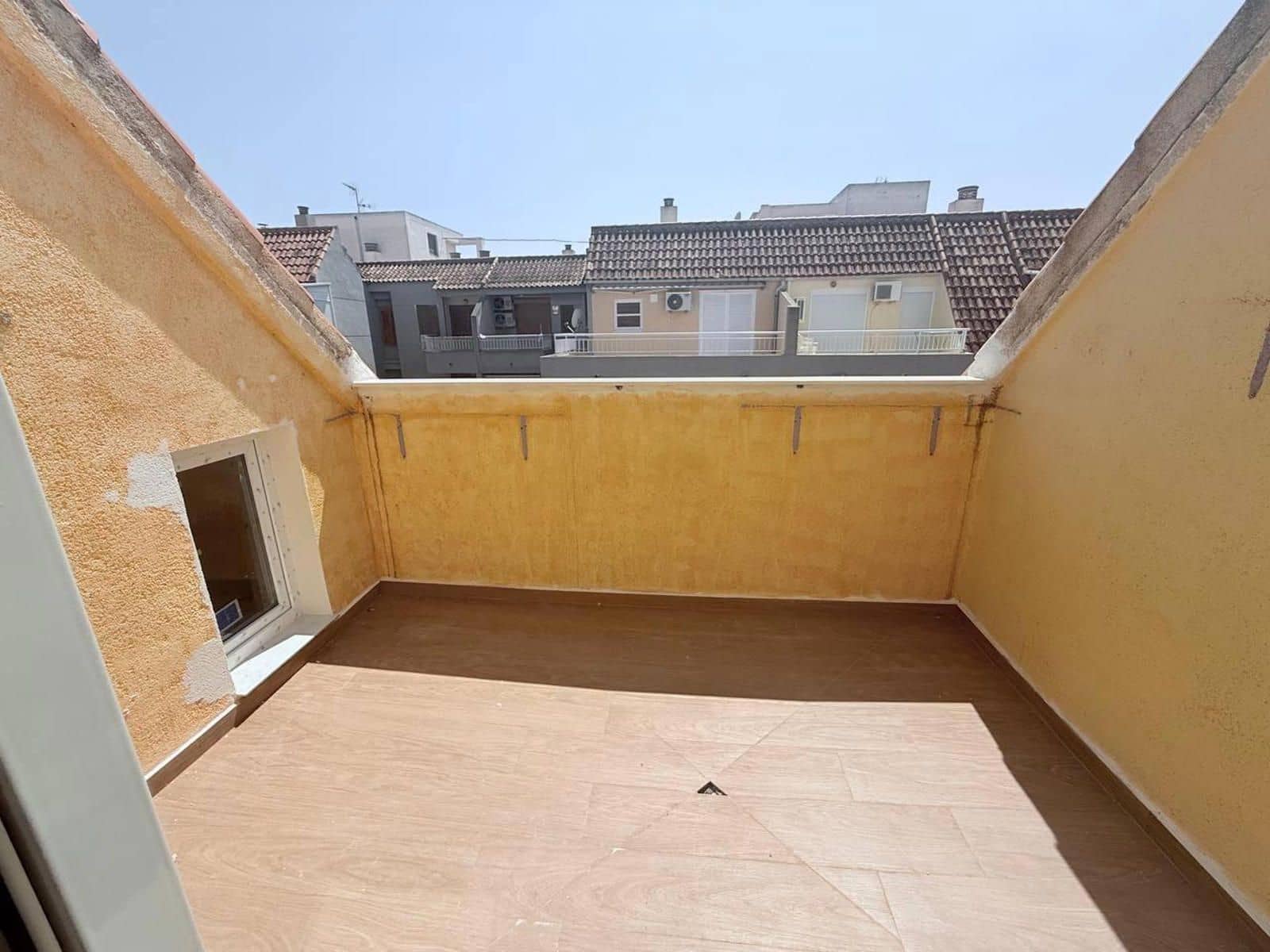 2 sovrum Lägenhet till salu i Torrevieja med pool - 169 900 € (Ref: 9238892)