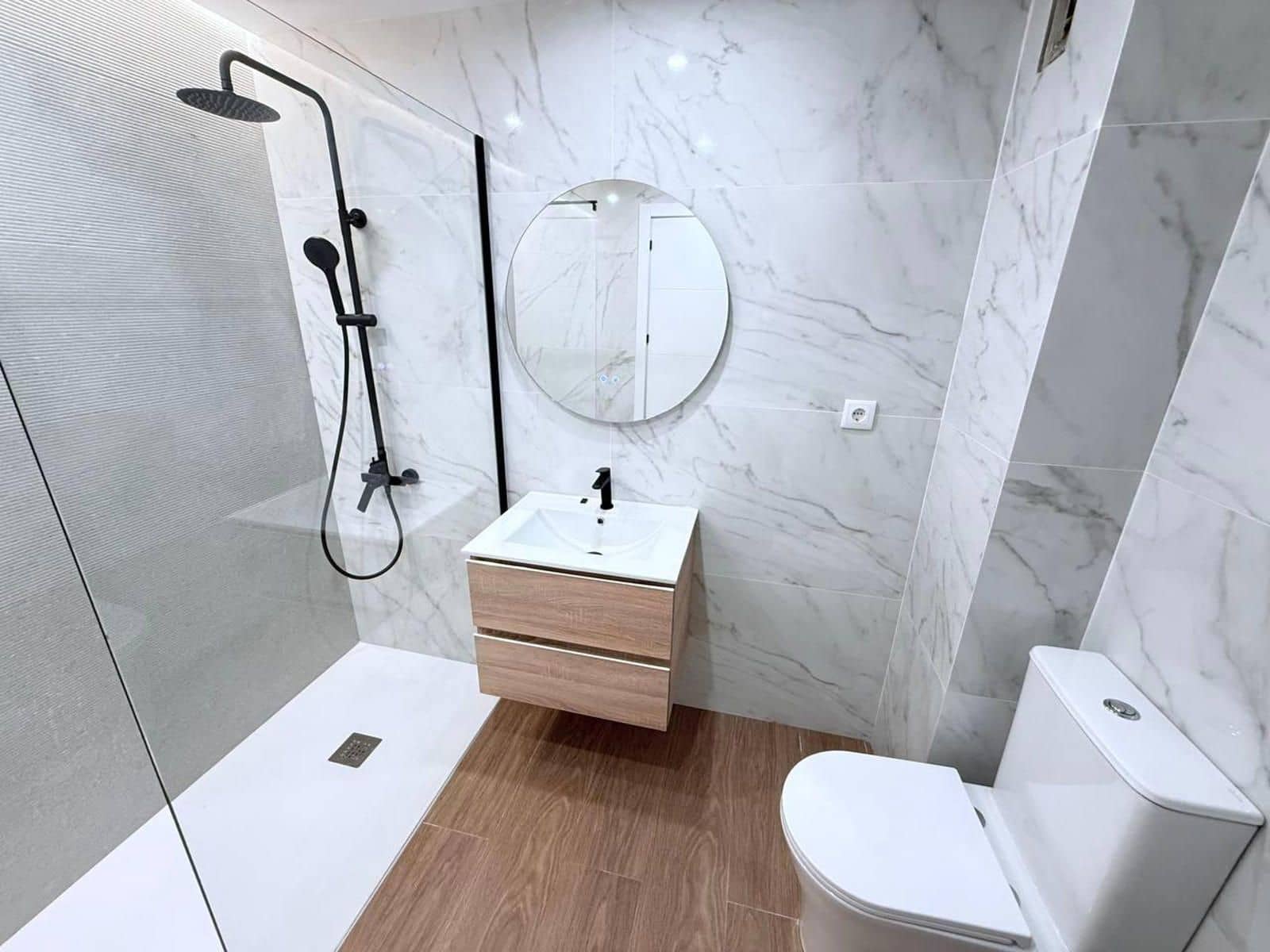 2 sovrum Lägenhet till salu i Torrevieja med pool - 169 900 € (Ref: 9238892)