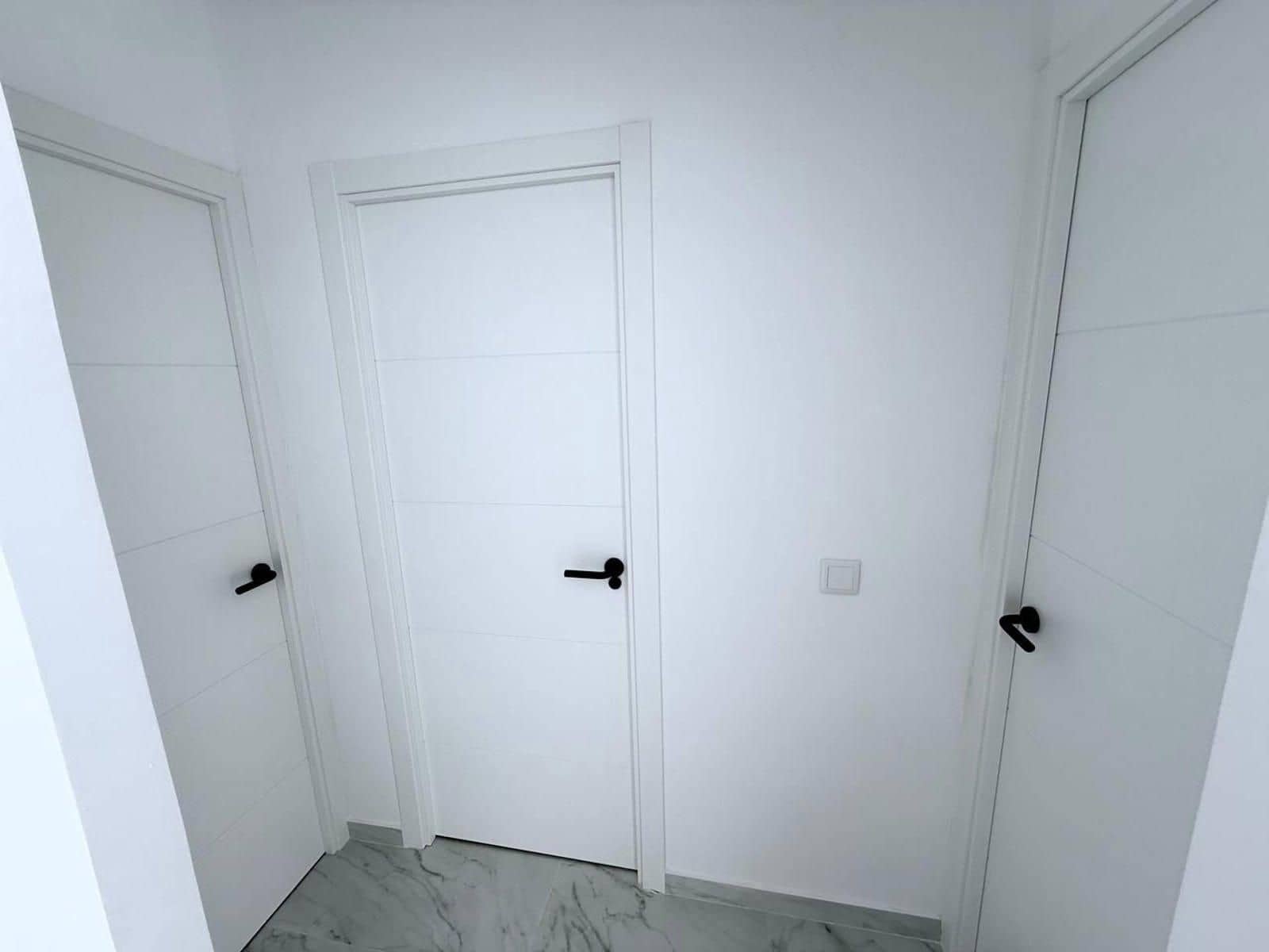 2 sovrum Lägenhet till salu i Torrevieja med pool - 169 900 € (Ref: 9238892)