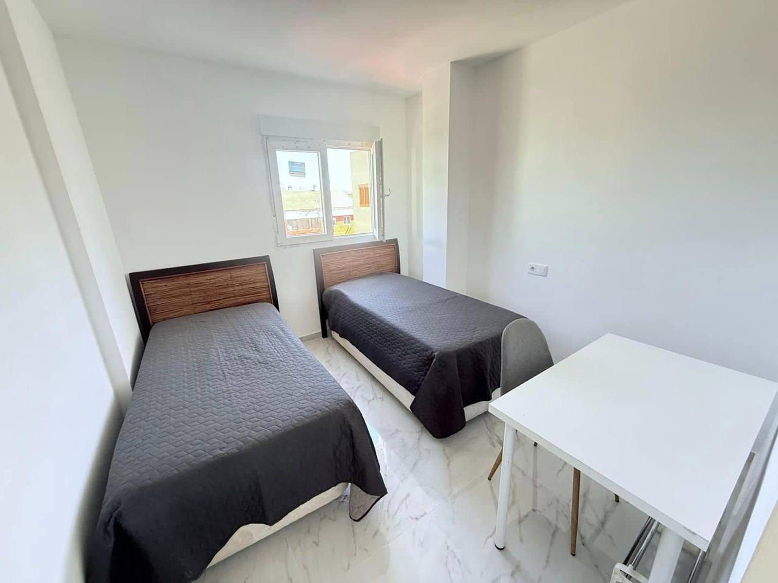 2 sovrum Lägenhet till salu i Torrevieja med pool - 169 900 € (Ref: 9238892)