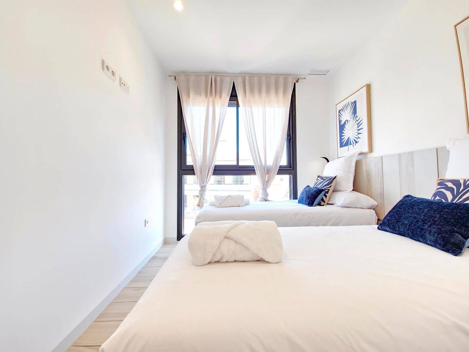 2 makuuhuone Kattohuoneisto myytävänä paikassa Los Alcazares mukana uima-altaan 
autotalli - 354 000 € (Ref: 9239403)