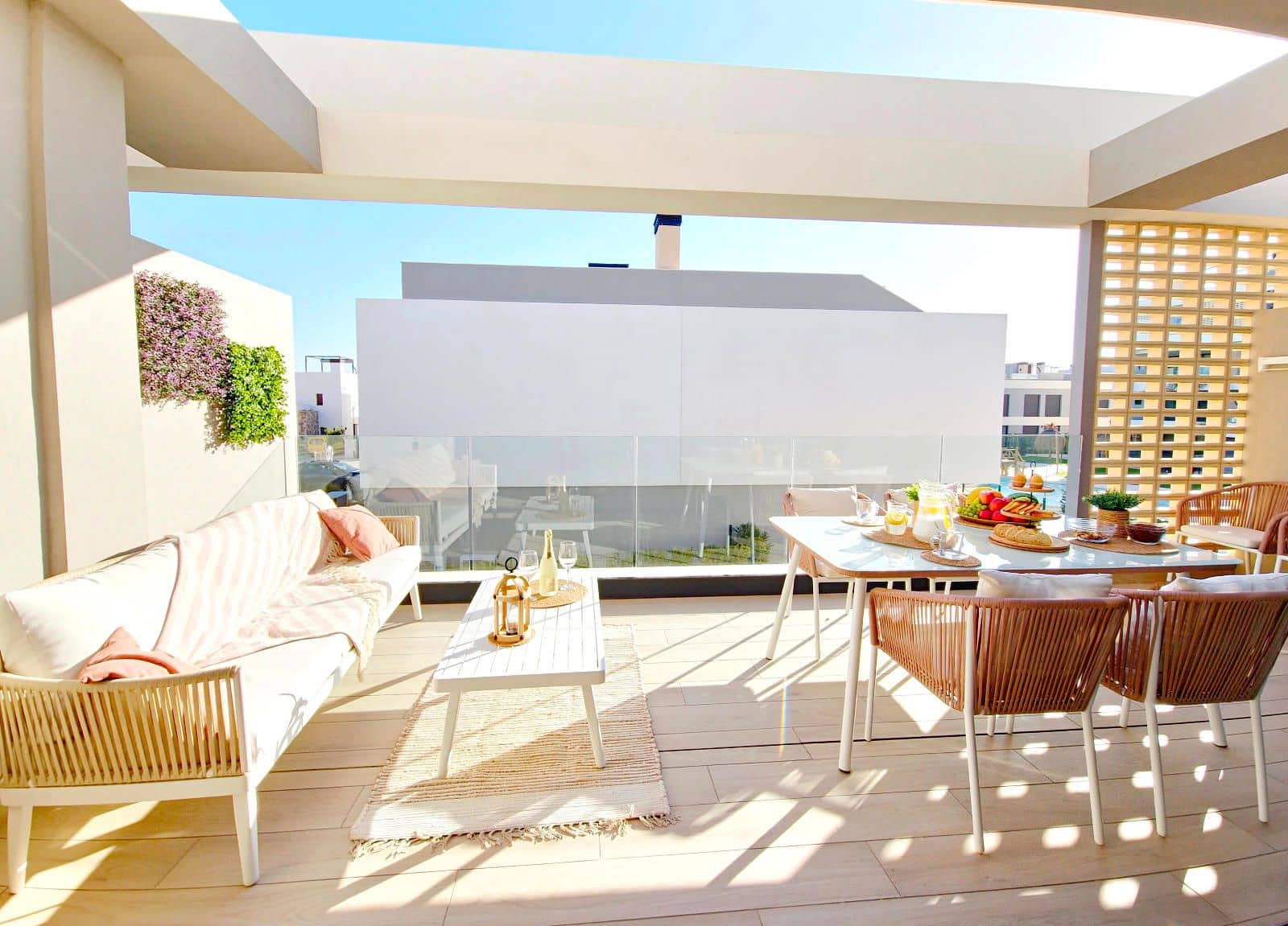 2 makuuhuone Kattohuoneisto myytävänä paikassa Los Alcazares mukana uima-altaan 
autotalli - 354 000 € (Ref: 9239403)