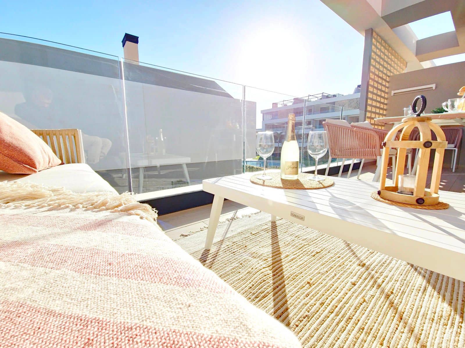 2 makuuhuone Kattohuoneisto myytävänä paikassa Los Alcazares mukana uima-altaan 
autotalli - 354 000 € (Ref: 9239403)