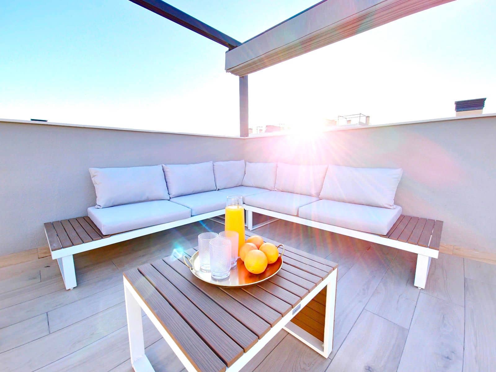 2 makuuhuone Kattohuoneisto myytävänä paikassa Los Alcazares mukana uima-altaan 
autotalli - 354 000 € (Ref: 9239403)