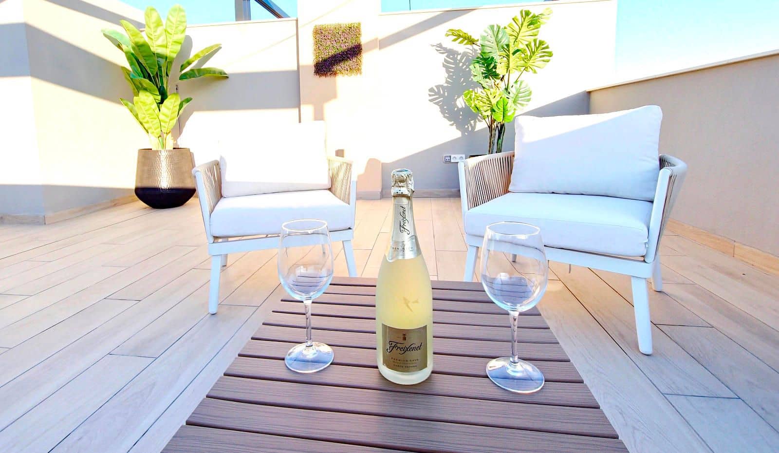 2 makuuhuone Kattohuoneisto myytävänä paikassa Los Alcazares mukana uima-altaan 
autotalli - 354 000 € (Ref: 9239403)