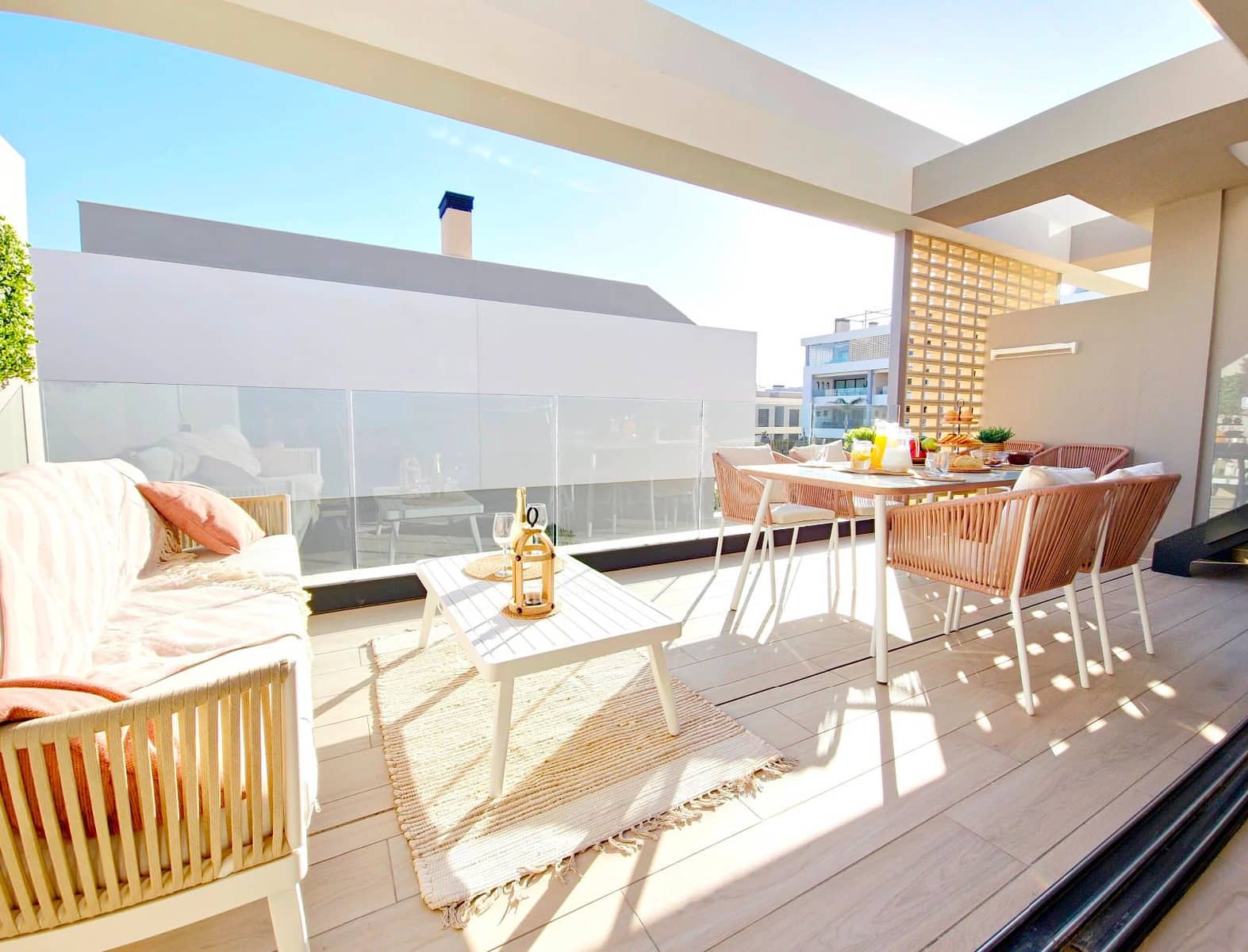 2 makuuhuone Kattohuoneisto myytävänä paikassa Los Alcazares mukana uima-altaan 
autotalli - 354 000 € (Ref: 9239403)