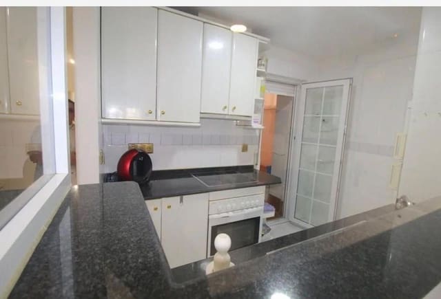 2 Zimmer Wohnung zu verkaufen in Centro - Muelle Pesquero, Torrevieja - 136.000 € (Ref: 9239404)