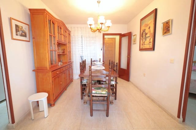 3 slaapkamer Flat te koop in Playa de los Náufragos, Torrevieja met zwembad - € 154.000 (Ref: 9240950)
