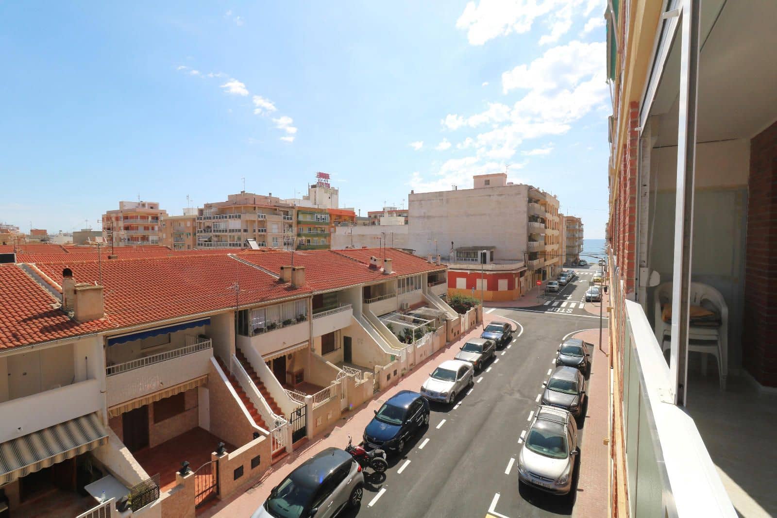 3 slaapkamer Flat te koop in Torrevieja met zwembad - € 154.000 (Ref: 9240950)