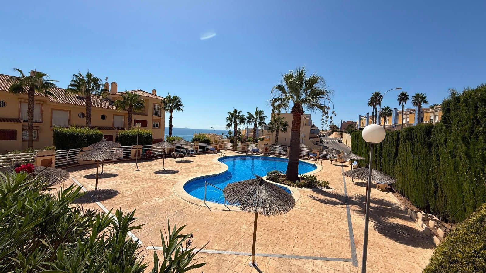 3 soveværelse Lejlighed til salg i Orihuela Costa med swimmingpool garage - € 369.000 (Ref: 9241967)