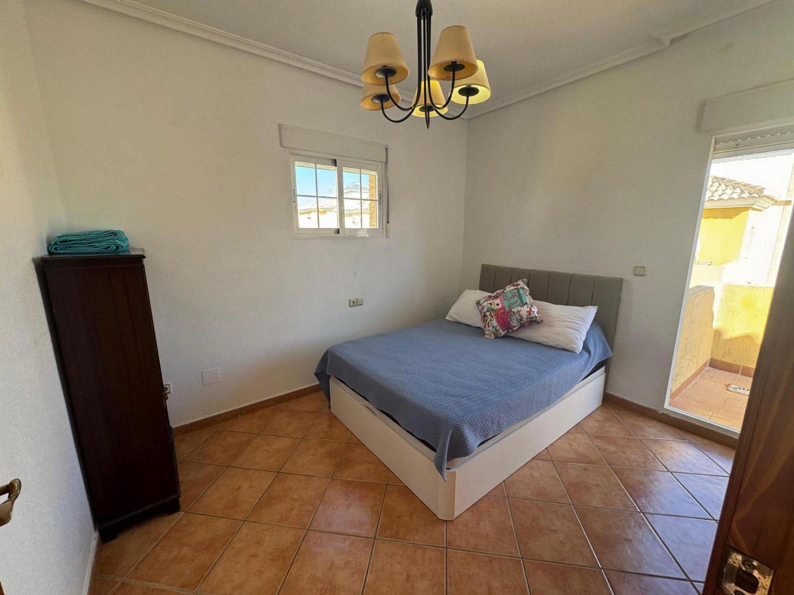 3 soverom Villa til salgs i Lo Crispin med svømmebasseng garasje - € 259 900 (Ref: 9241968)