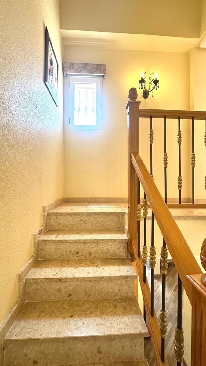 3 soverom Hus til salgs i Los Altos med svømmebasseng garasje - € 334 000 (Ref: 9242488)