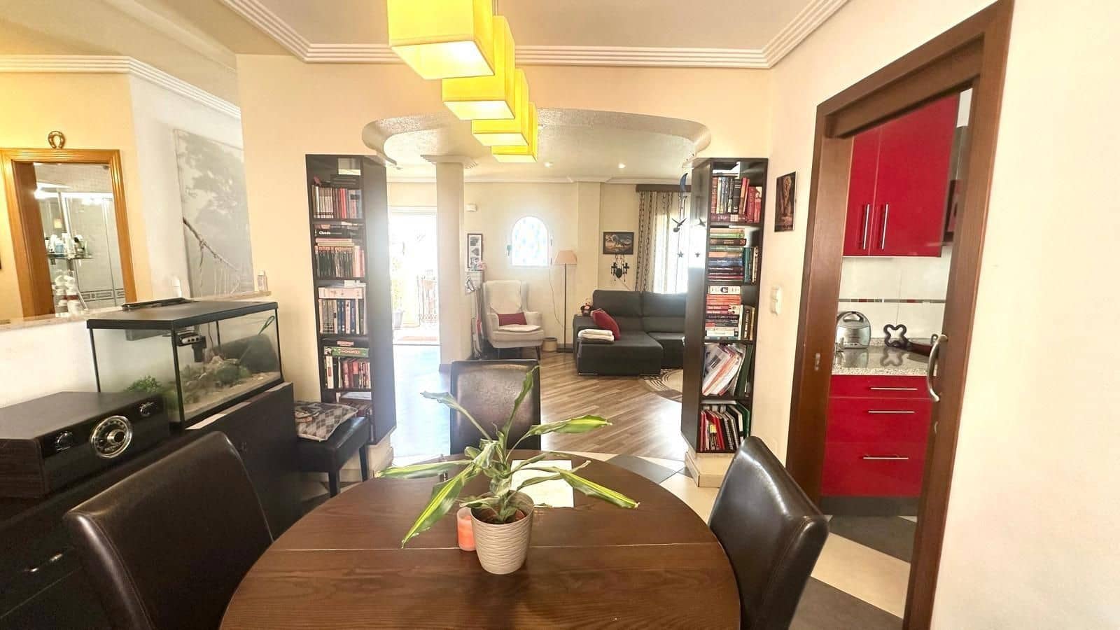 3 soverom Hus til salgs i Los Altos med svømmebasseng garasje - € 334 000 (Ref: 9242488)