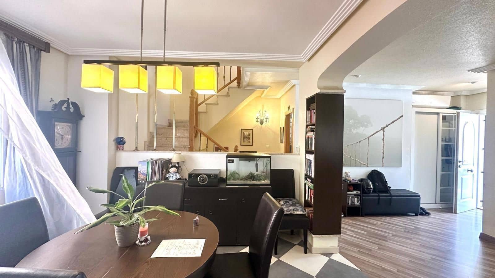 3 soverom Hus til salgs i Los Altos med svømmebasseng garasje - € 334 000 (Ref: 9242488)