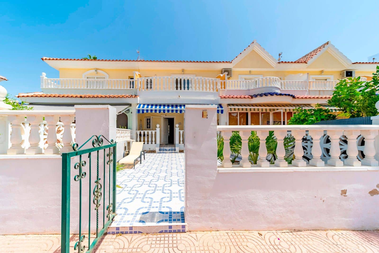 3 quarto Casa em Banda para venda em Ciudad Quesada com piscina garagem - 205 000 € (Ref: 9245272)