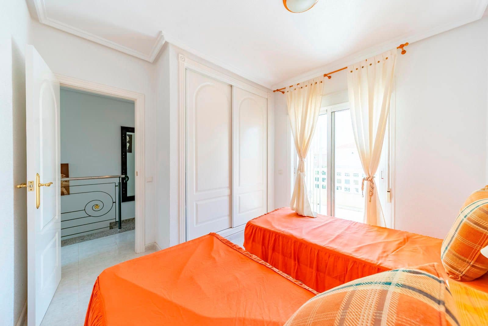 3 quarto Casa em Banda para venda em Ciudad Quesada com piscina garagem - 205 000 € (Ref: 9245272)