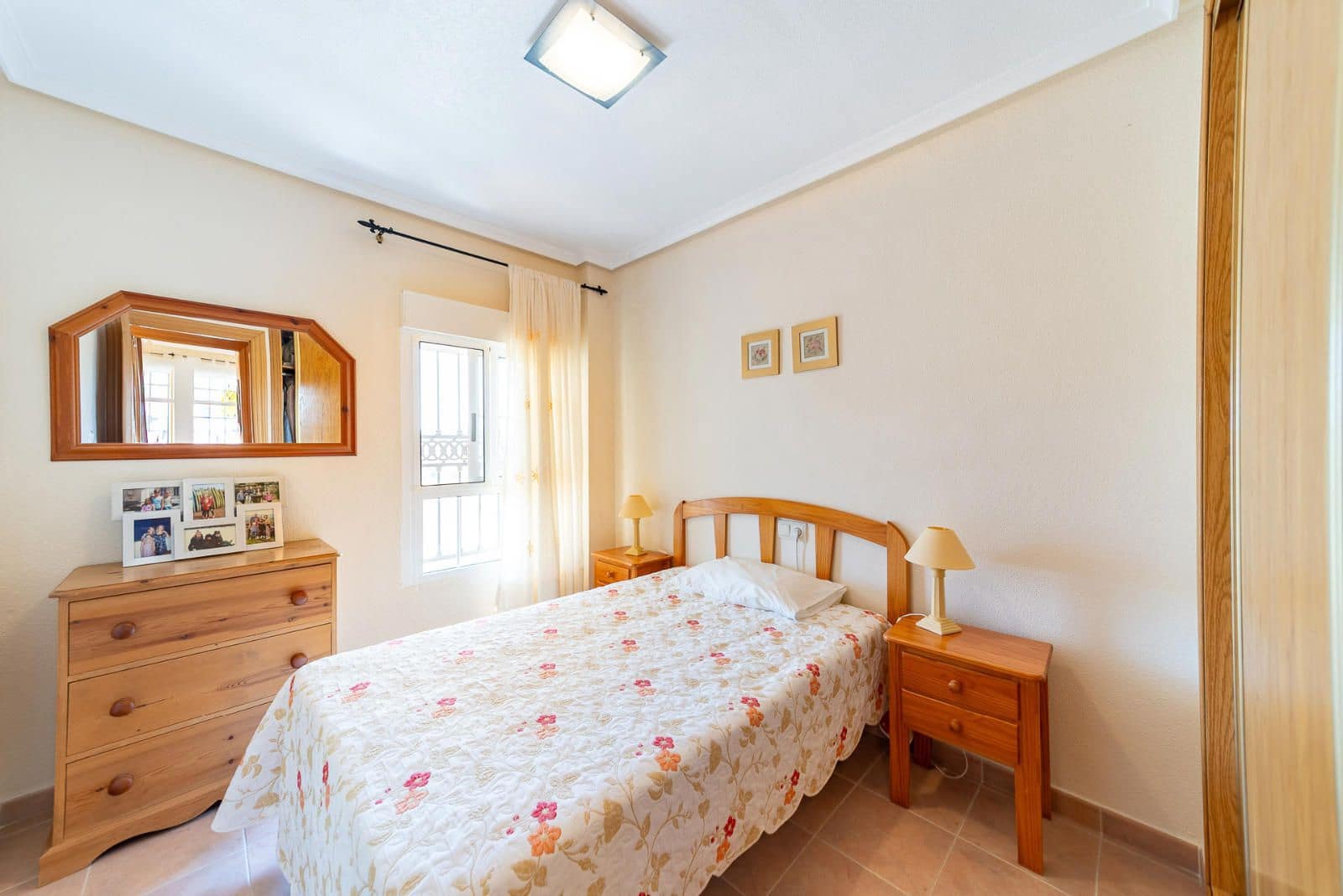 2 soverom Leilighet til salgs i Guardamar del Segura med svømmebasseng garasje - € 175 000 (Ref: 9245273)