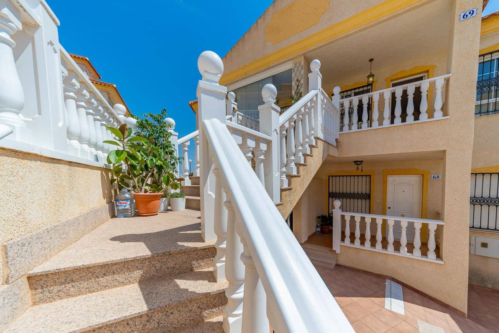 2 soverom Leilighet til salgs i Guardamar del Segura med svømmebasseng garasje - € 175 000 (Ref: 9245273)