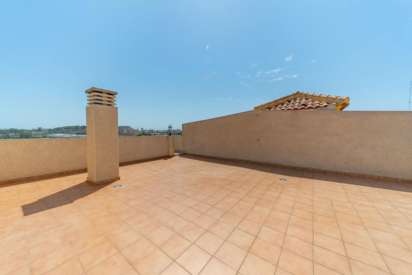 2 soverom Leilighet til salgs i Guardamar del Segura med svømmebasseng garasje - € 175 000 (Ref: 9245273)