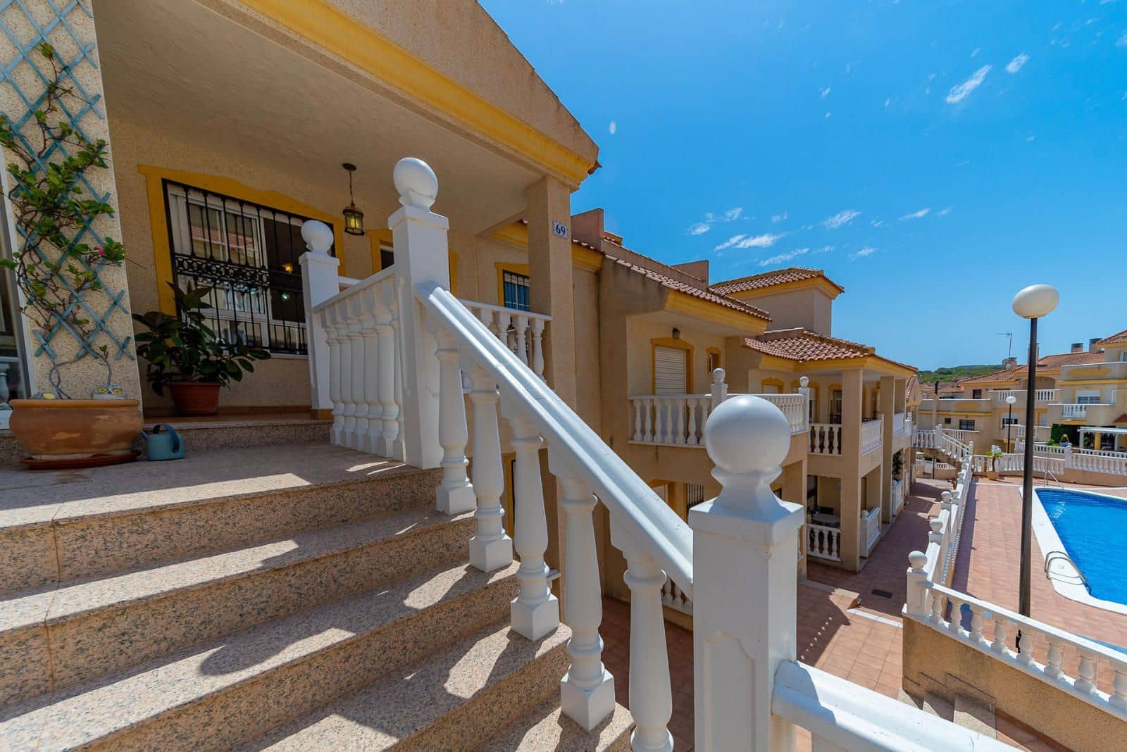 2 soverom Leilighet til salgs i Guardamar del Segura med svømmebasseng garasje - € 175 000 (Ref: 9245273)