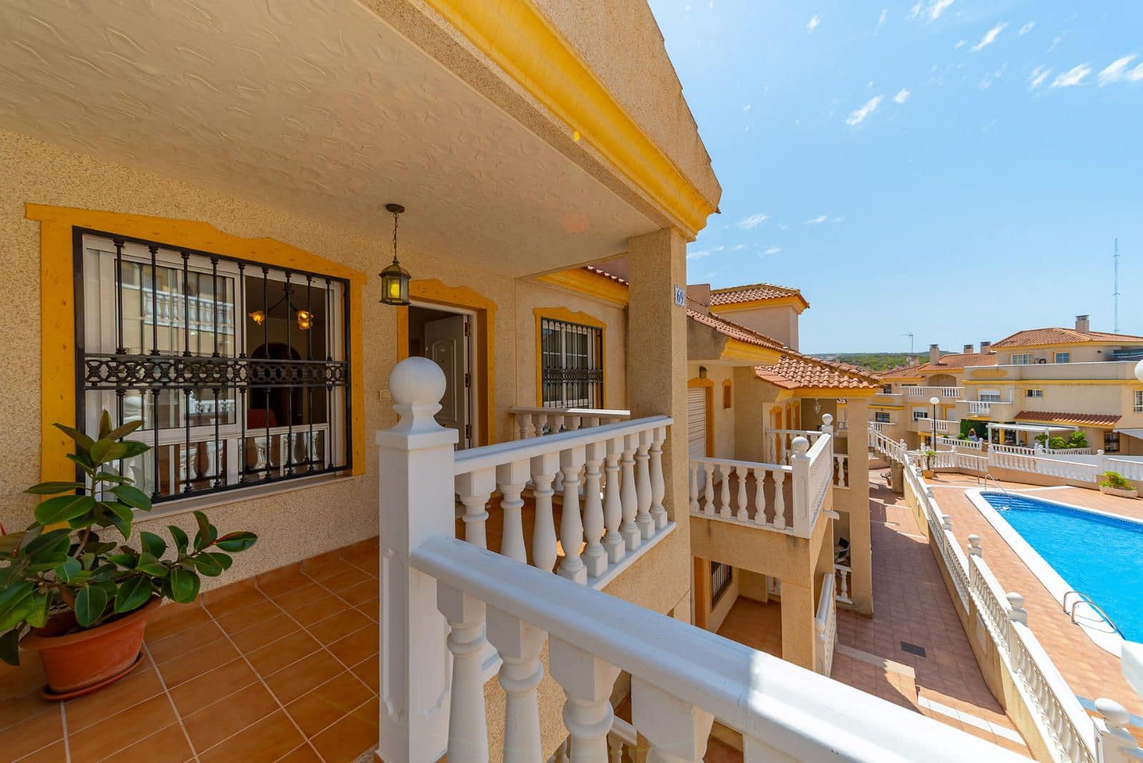 2 soverom Leilighet til salgs i Guardamar del Segura med svømmebasseng garasje - € 175 000 (Ref: 9245273)