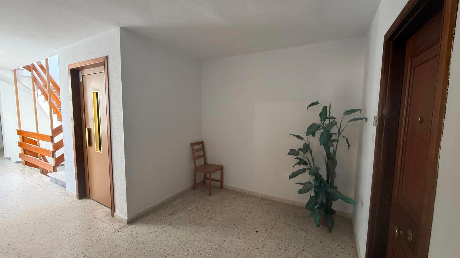 Piso de 3 habitaciones en Torrevieja en venta - 164.000 € (Ref: 9246192)