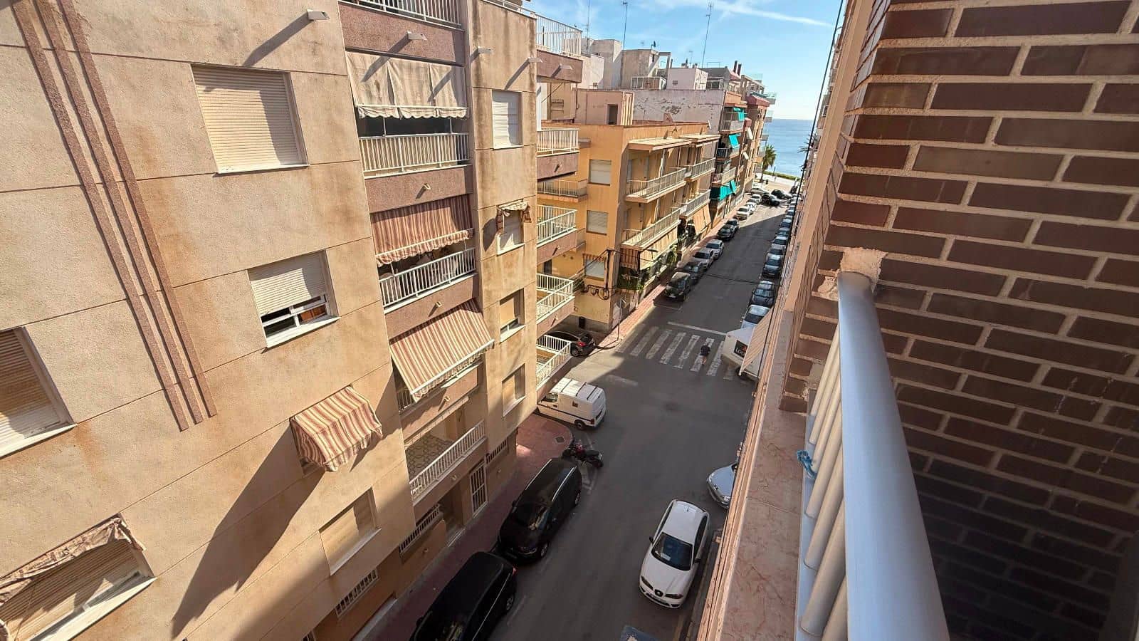 Piso de 3 habitaciones en Torrevieja en venta - 164.000 € (Ref: 9246192)