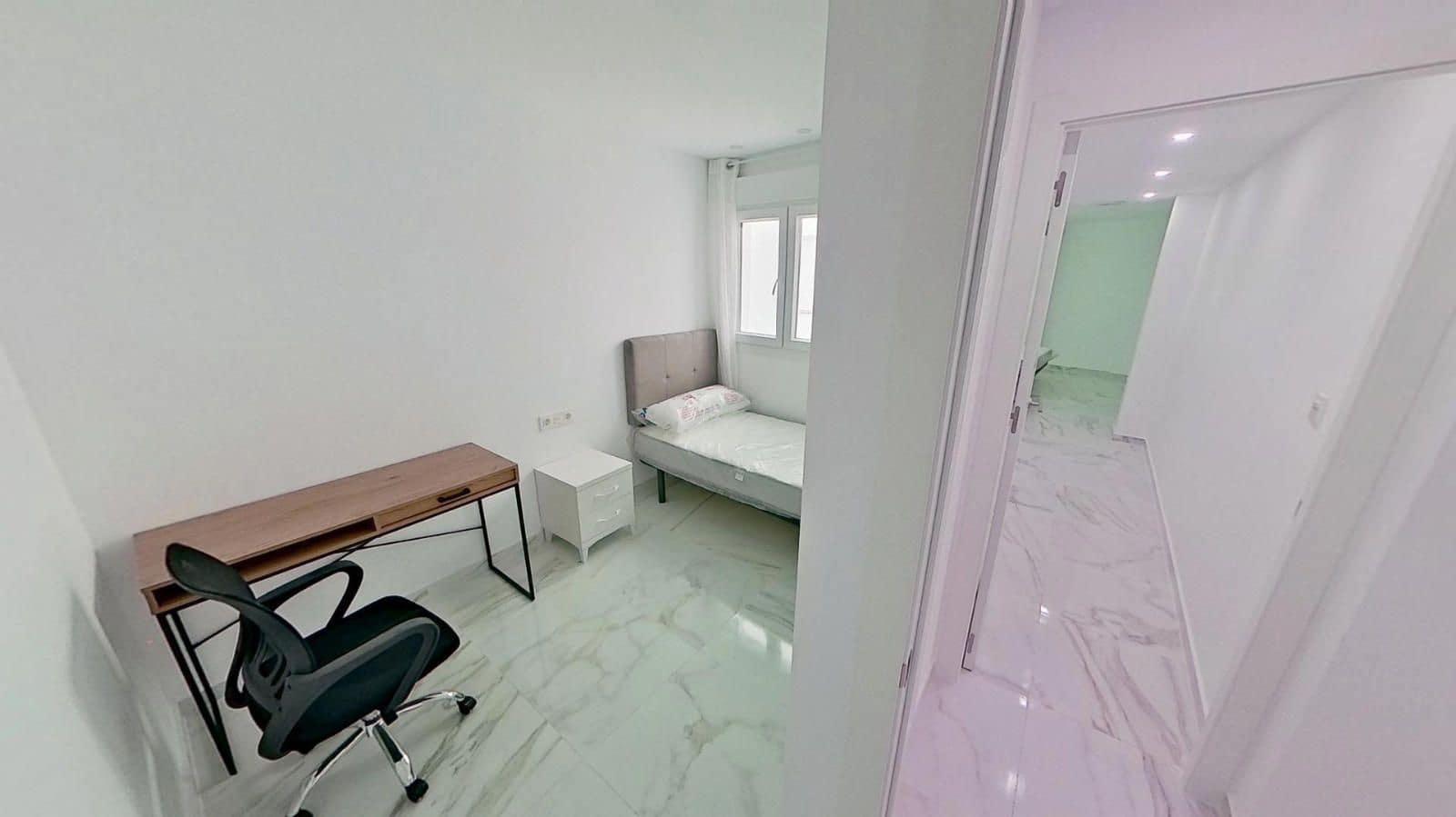 2 soveværelse Lejlighed til salg i Torrevieja - € 239.000 (Ref: 9246195)