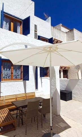 Casa de 2 habitaciones en Nueva Torrevieja, Torrevieja en venta con piscina - 179.990 € (Ref: 9251566)