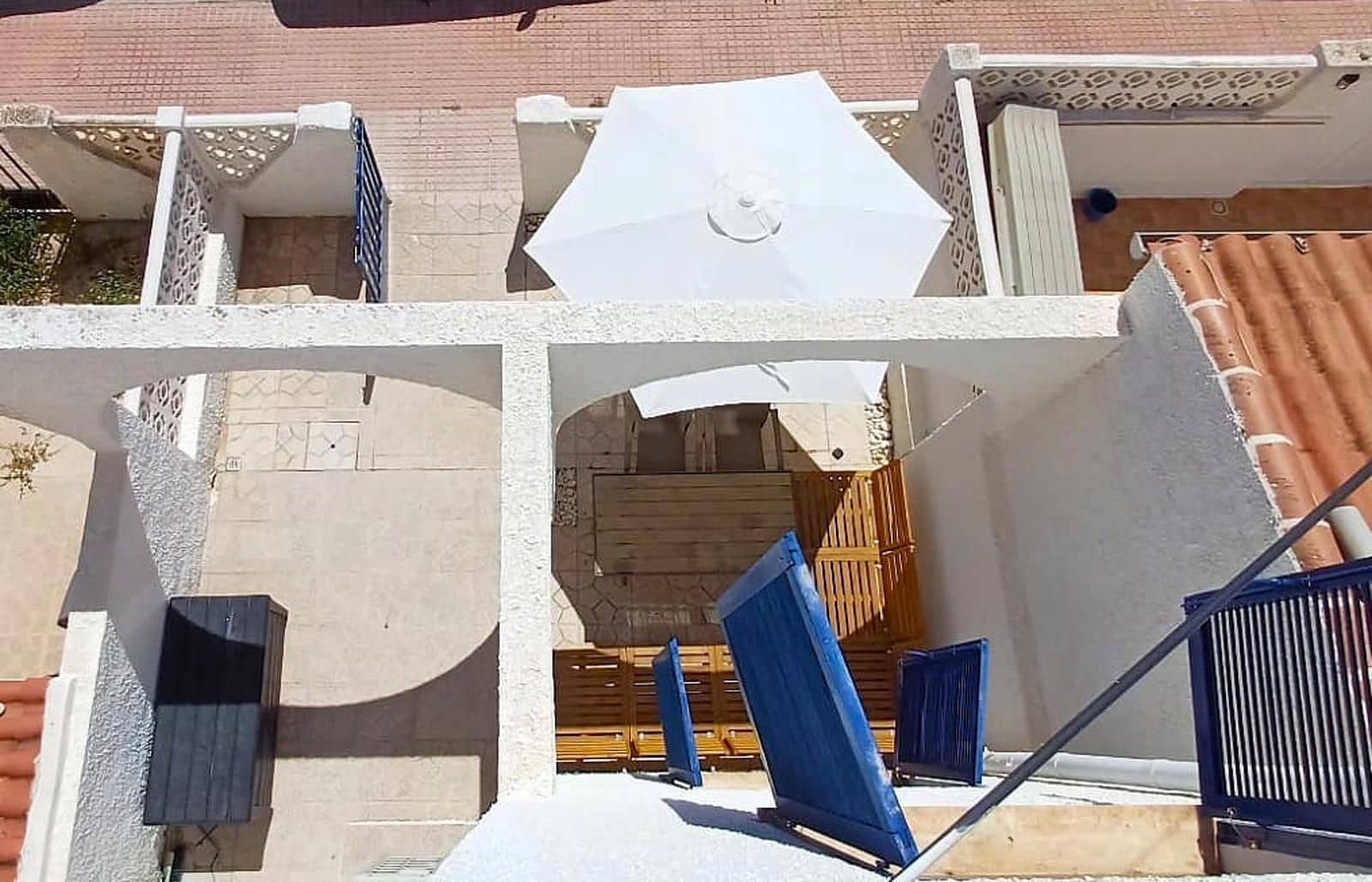 Casa de 2 habitaciones en Torrevieja en venta con piscina - 179.990 € (Ref: 9251566)