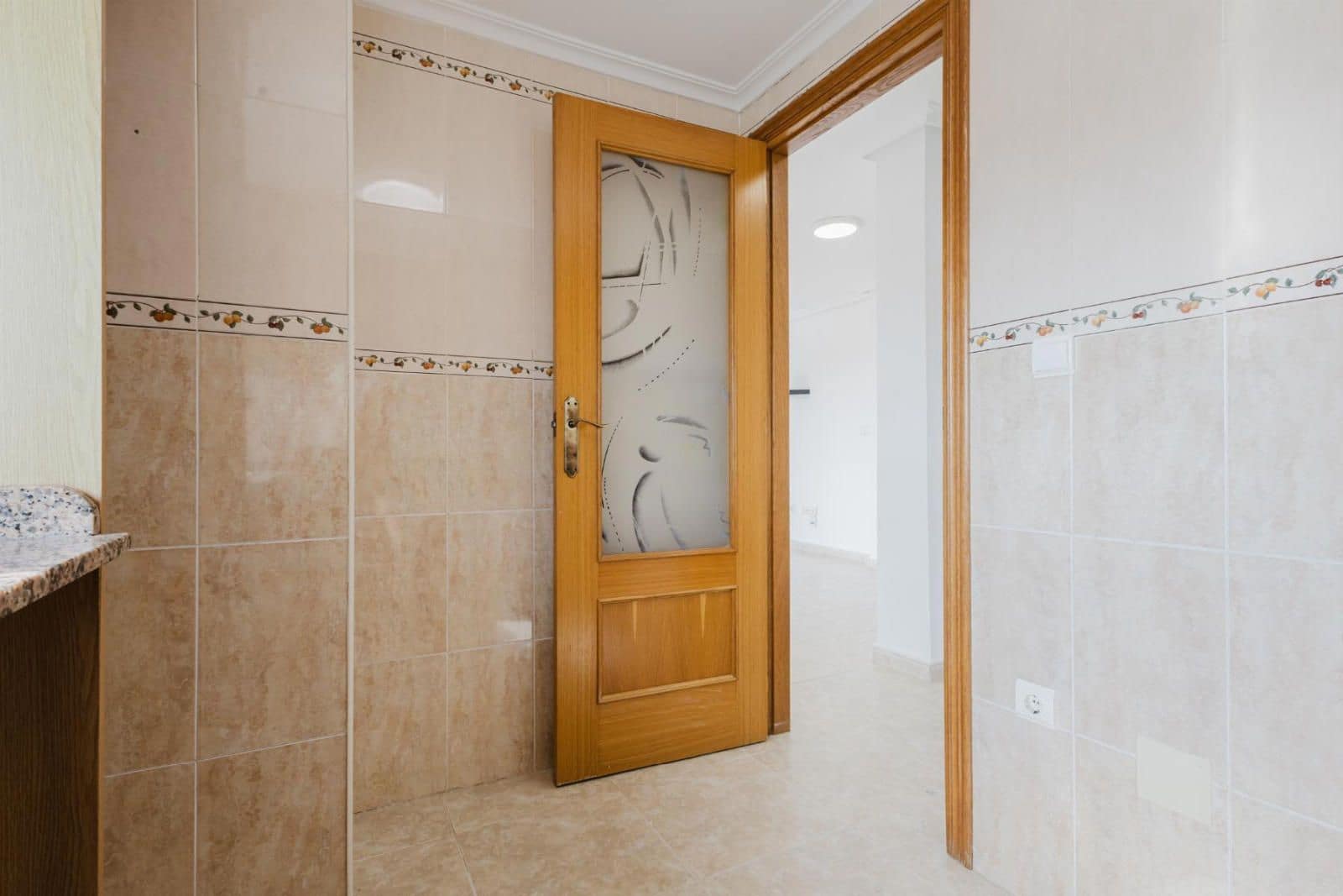 2 chambre Appartement à vendre à Torrevieja avec piscine garage - 136 990 € (Ref: 9251631)